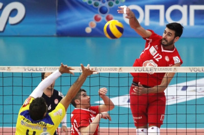 Ολυμπιακός: Ανανέωσε ο Σμαραγδής