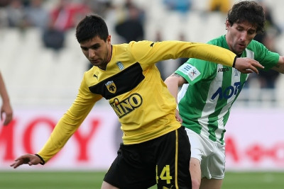 ΑΕΚ: Συμφωνία με Ανάκογλου και Τσουμάγκα