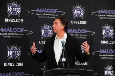 Σακραμέντο Κινγκς: Τέλος ο Πέτρι