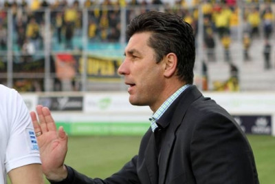 Πλατανιάς: «Τσέκαρε» τρεις και τους Νέους ο Ουζουνίδης