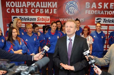 Εθνική Σερβίας: Με… ένα πόδι παίζει ο Τεόντοσιτς