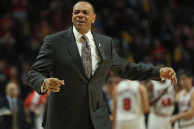 Μέμφις Γκρίζλις: Προβληματισμένος ο Χόλινς