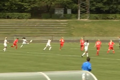 Δανία: Απίστευτο γκολ από γυναίκα παίκτρια! (video)