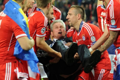 Μπάγερν Μονάχου: «Πέταξαν» στον αέρα τον Χάινκες (video)