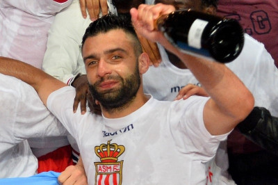 Ολυμπιακός: Επιμένουν για Τζαβέλλα οι Γάλλοι