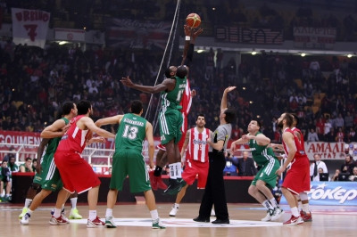 Παναθηναϊκός: Μια μέρα μακριά…