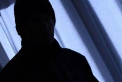Έμπαινε σε καταστήματα ηλεκτρονικών ειδών και…