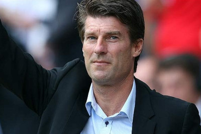 Σουόνσι: Με Λάουντρουπ και τη νέα χρονιά