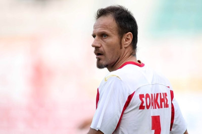 Σολάκης: «Απαράδεκτο να συνεχιστεί το ματς»