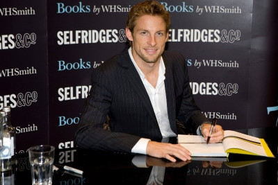 Μπάτον: «Θέλουμε νίκες και το πρωτάθλημα»