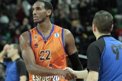 Βαλένθια: Τέλος ο Κελάτι