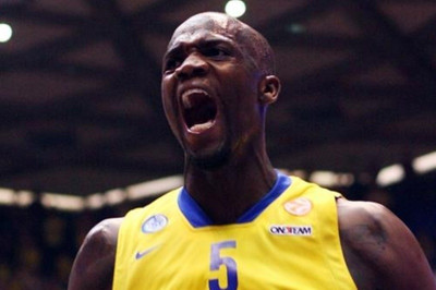 Μακάμπι Τελ Αβίβ: Έμεινε ο Χίκμαν, ανανέωσε ο Τζέιμς