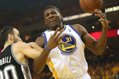 Γκόλντεν Στέιτ Ουόριορς: Εννέα μήνες έξω ο Εζέλι