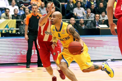 Μακάμπι Τελ Αβίβ: Ελεύθερος ο Λόγκαν