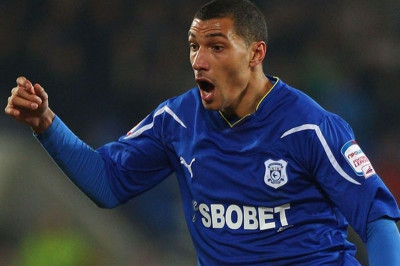 Ολυμπιακός: Σενάρια για Μποθρόιντ