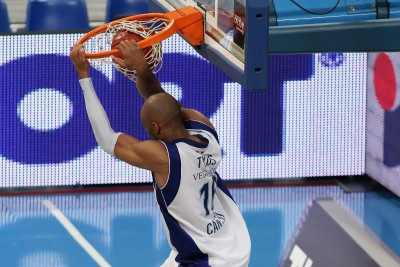 Μακάμπι Τελ Αβίβ: «Μνηστήρες» για Τάιους