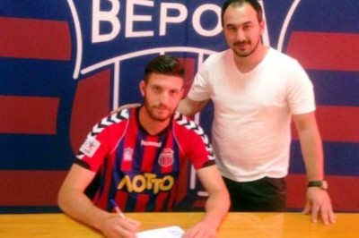 Σεντεμέντες: «Χαρούμενος στη Βέροια»