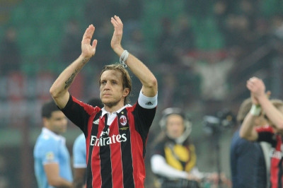 Μίλαν: Αντίο σε Αμπροζίνι μέσω… εφημερίδας! (photos)