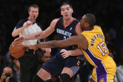 Σάρλοτ Μπόμπκατς: Τέλος ο Μάλινς