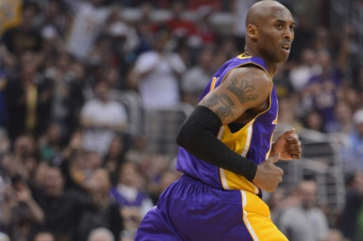 Λος Άντζελες Λέικερς: Τρία ακόμα χρόνια ο Κόμπι