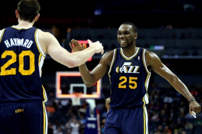 Σάρλοτ Μπόμπκατς: Τα… σκάνε για Αλ Τζέφερσον