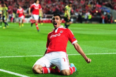 Φενέρμπαχτσε: Κοντά σε Καρντόσο