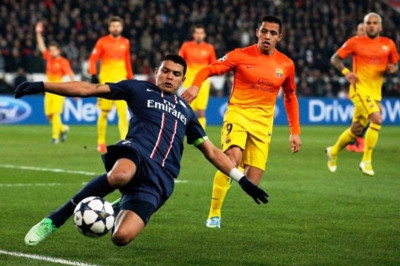 Παρί Σεν Ζερμέν: «Δεν πωλείται ο Τιάγκο Σίλβα»