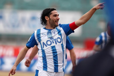 Την… πλήρωσε το αμάξι του Κυριάκου