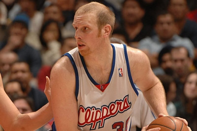 Λος Άντζελες Λέικερς: Συμφωνία με Κέιμαν