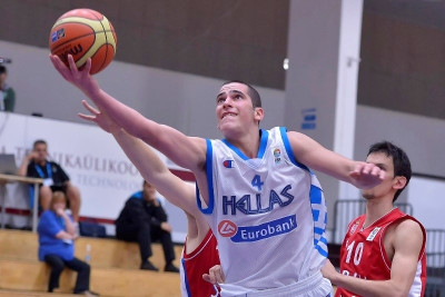 Μποχωρίδης: «Ψηλά τη σημαία»