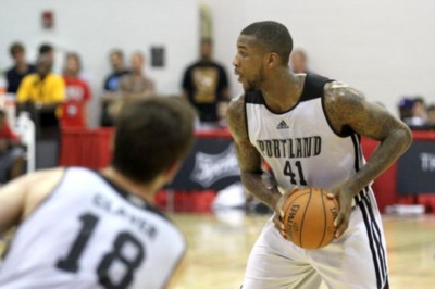 Πόρτλαντ Τρέιλ Μπλέιζερς: Σταδιακή προσαρμογή για Ρόμπινσον