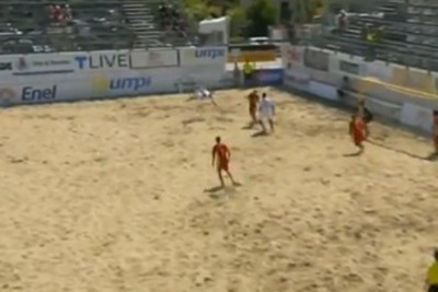 Μπιτς Σόκερ: Ο Ολλανδός Ιμπραΐμοβιτς της… άμμου (video)