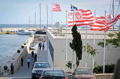 Ολυμπιακός: «Καμία συμφωνία με Ελμάντερ»