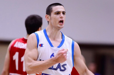 Παπαπέτρου: «Ξέρω για Ολυμπιακό, αλλά...»