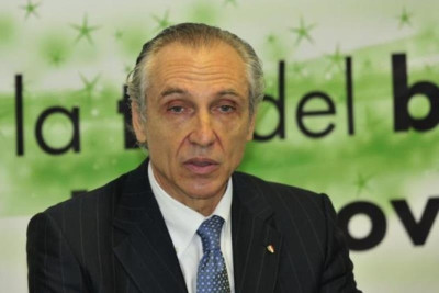 Μινούτσι: «Δεν έχουμε αποφασίσει ακόμα για Μος»