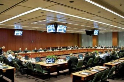 Εγκρίθηκε από το Euro Working Group η δόση των 4 δισ. ευρώ