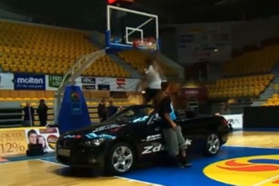 Κάρφωσε πάνω από κάμπριο! (video)