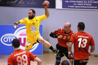 Μπακαούκας: «Ξανά νταμπλ»