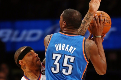 Νιου Γιορκ Νικς: Χριστούγεννα με Θάντερ