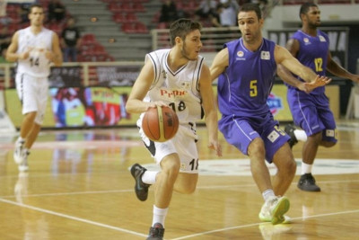 ΠΑΟΚ: Δανεικός ο Αμπαράς