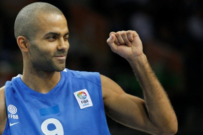 Γαλλία: Αποσύρεται ο Πάρκερ