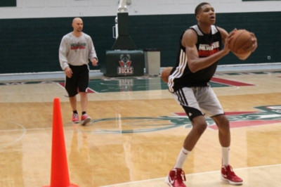 Μιλγουόκι Μπακς: Εκτός rotation o Αντετοκούμπο