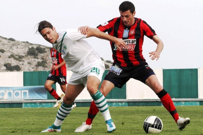 Δόξα Βύρωνα: «Χάλασε» του Θεοδωρέλλη, αιχμές εναντίον του