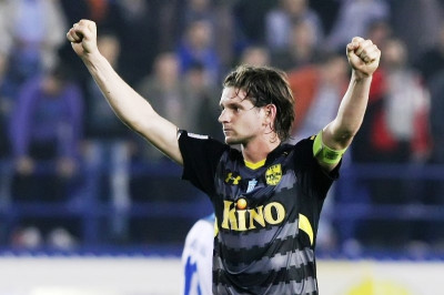 Απόλλων Σμύρνης: Συμφωνία με Παπαζαχαρίας