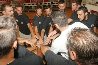 Με δέκα παίκτες η πρώτη του ΠΑΟΚ στο Sports Arena