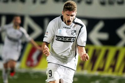 ΟΦΗ: Γλίτωσε τα χειρότερα ο Παπάζογλου