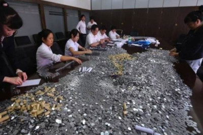 Απίστευτο: Πλήρωσε πρόστιμο 5.000 σε... δεκάλεπτα!