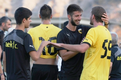 ΑΕΚ: Ψάχνει για τον παρτενέρ του Σταθάκη