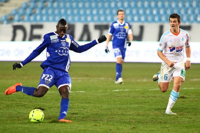 Ολυμπιακός: Πρόταση 2,5 εκατ. ευρώ για Γιαταμπαρέ