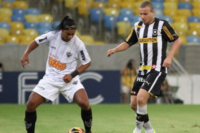 Ατλέτικο Μινέιρο: Το… σόου του Ροναλντίνιο (video)